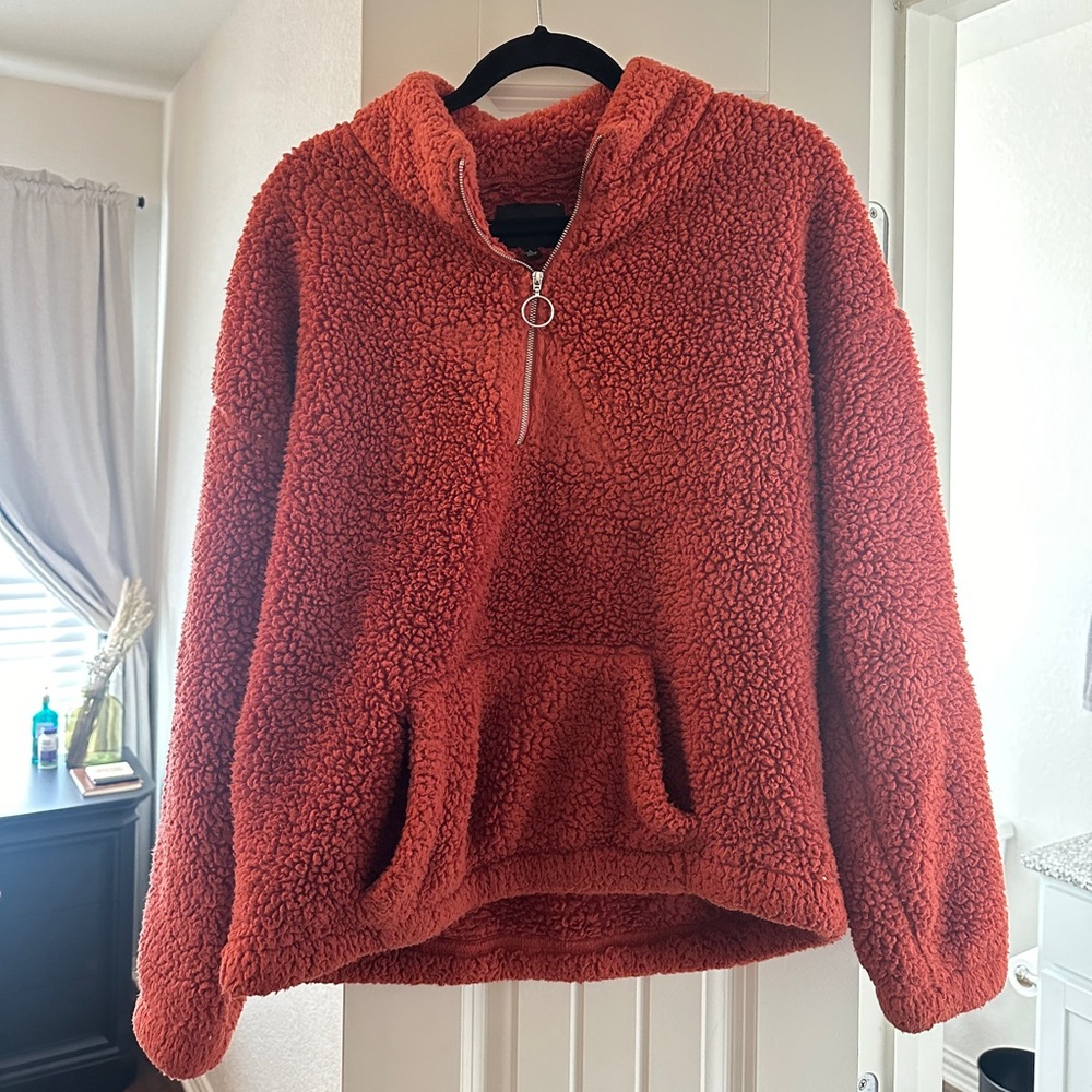 Quarter Zip Pullover